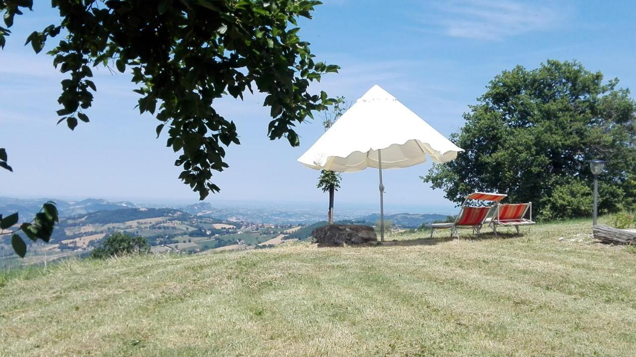 Casale Le Fontanelle Hotel Monte Grimano Terme Exterior foto